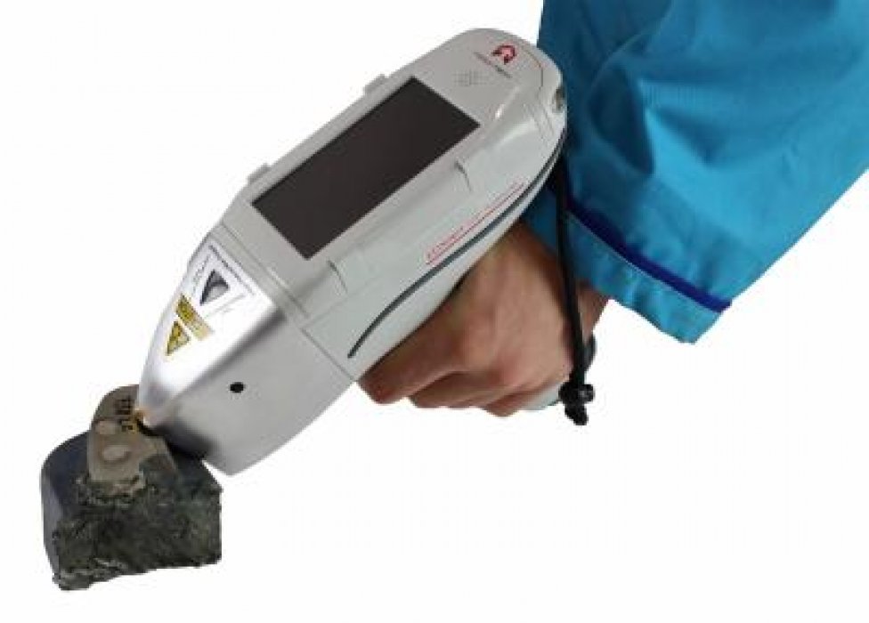 PORTABLE XRF SPECTROMETER Product Acer Industrie Solutions
